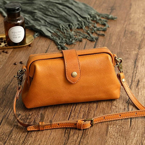 Artisan Crafted Leather Elegance