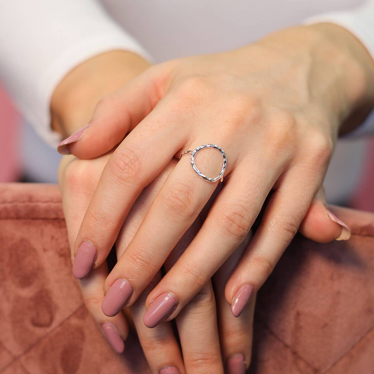 Geometric Elegance Ring