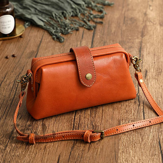 Artisan Crafted Leather Elegance